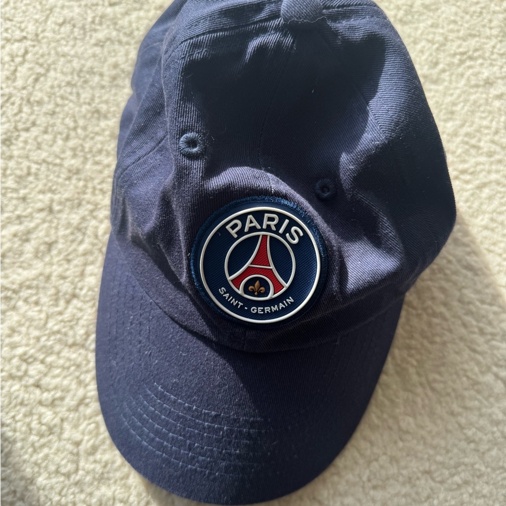 PARIS St Germain navy blue hat - Picture 1 of 8